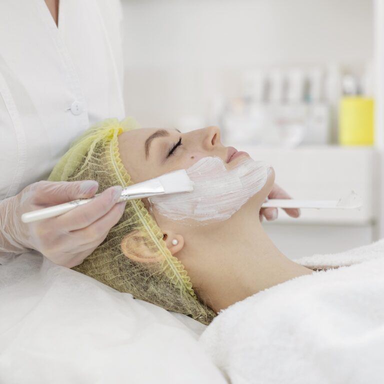 woman-beauty-clinic-face-treatment